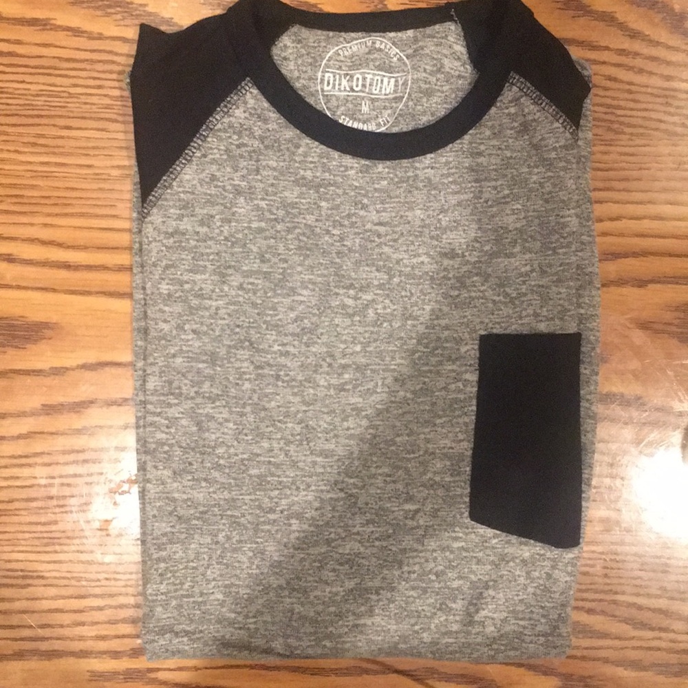 Dikotomy premium basics standard fit pocket tee